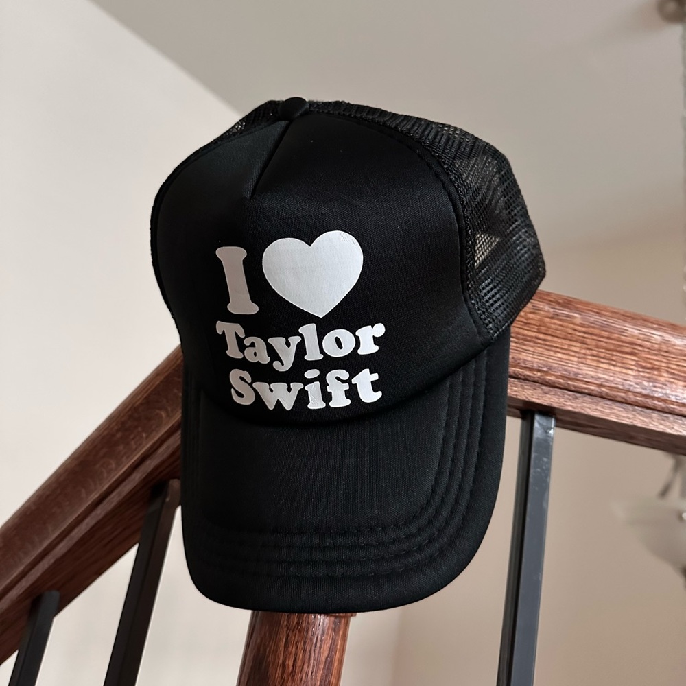 I love taylor swift trucker hat